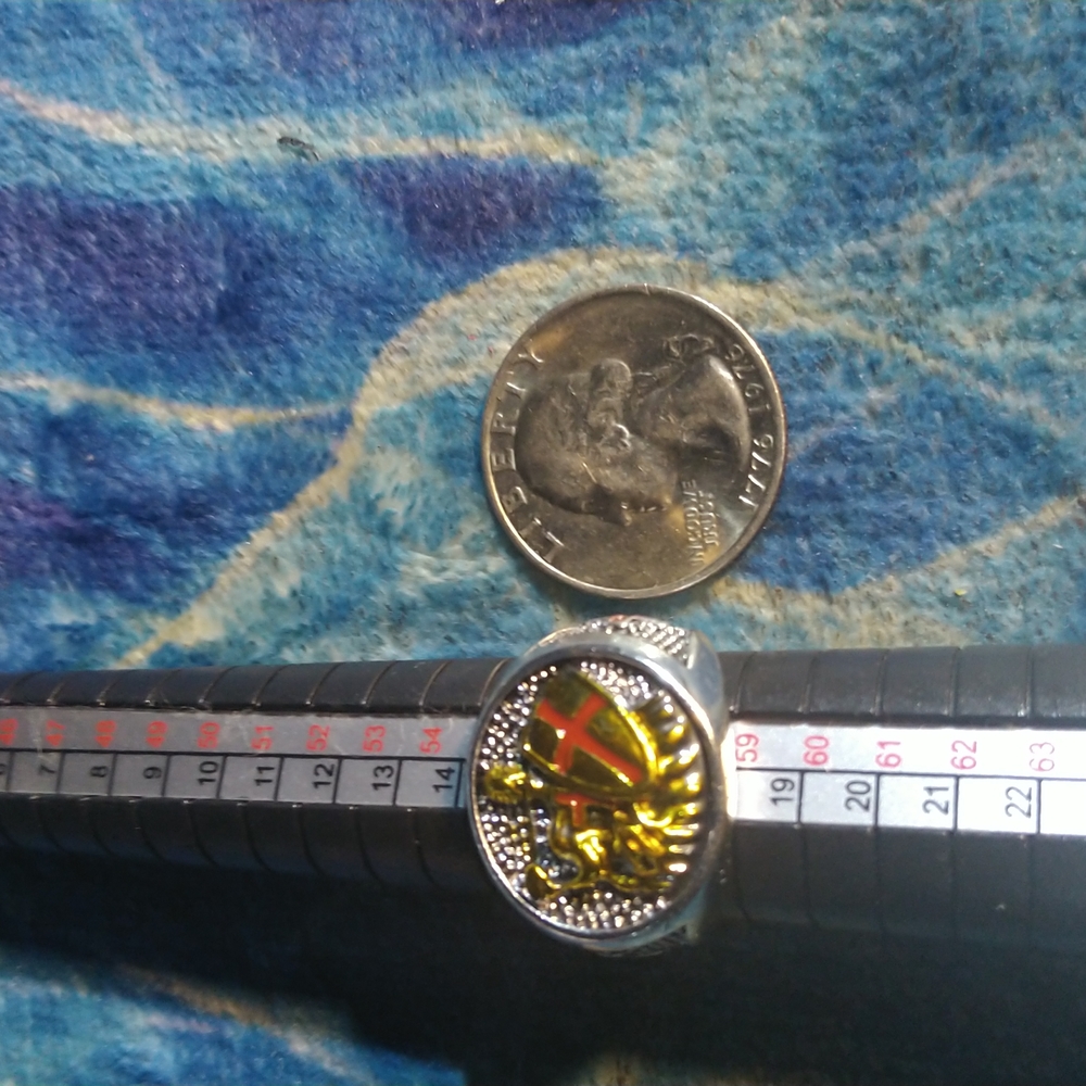 Templar ring    (G)